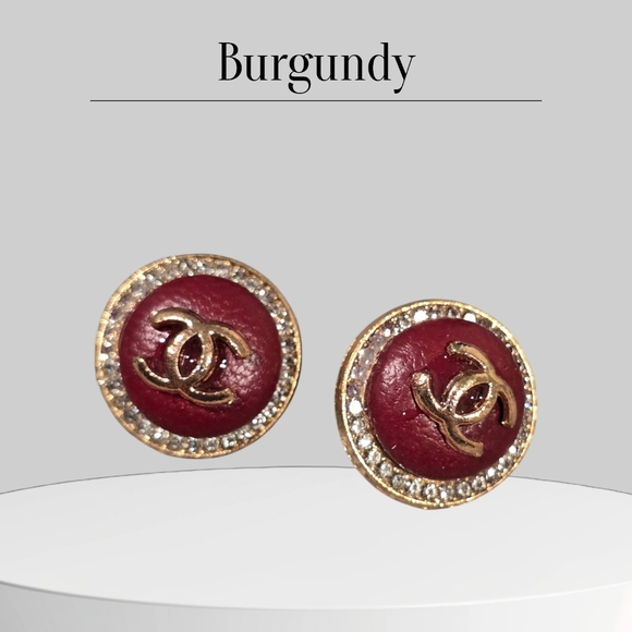 Gold Sparkle Round Chic Earrings - Picture 6 of 9